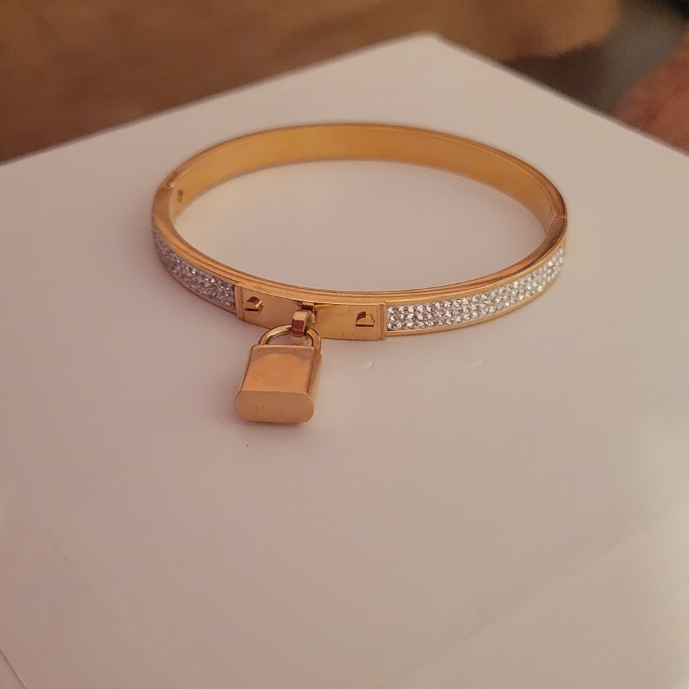 Gold wash MK bangle - Picture 7 of 7